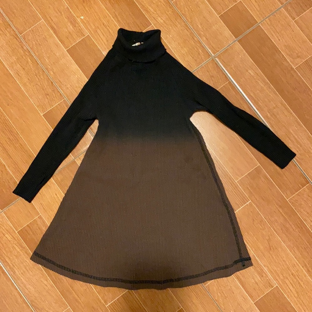 BRB Ombre turtle neck dress size 2